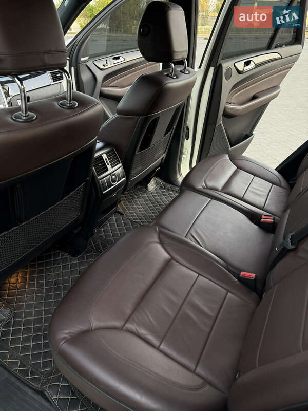 Внедорожник / Кроссовер Mercedes-Benz M-Class 2013 в Днепре