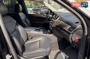 Позашляховик / Кросовер Mercedes-Benz M-Class 2013 в 