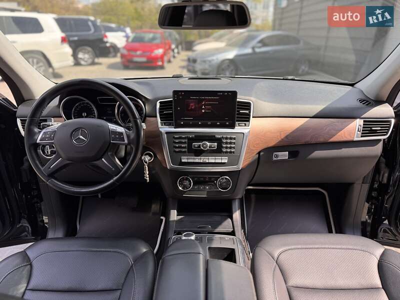 Внедорожник / Кроссовер Mercedes-Benz M-Class 2013 в Одессе