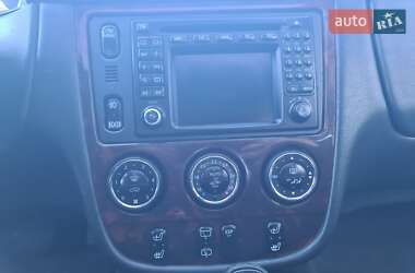 Позашляховик / Кросовер Mercedes-Benz M-Class 2004 в 