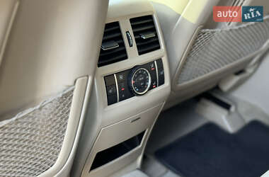 Внедорожник / Кроссовер Mercedes-Benz M-Class 2012 в 