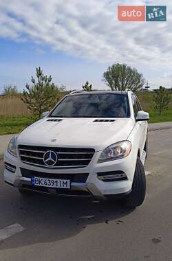 Внедорожник / Кроссовер Mercedes-Benz M-Class 2011 в Ровно