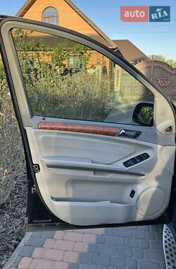 Внедорожник / Кроссовер Mercedes-Benz M-Class 2008 в 