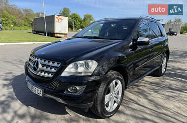 Внедорожник / Кроссовер Mercedes-Benz M-Class 2010 в 