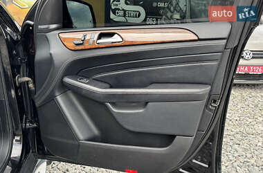 Внедорожник / Кроссовер Mercedes-Benz M-Class 2011 в 