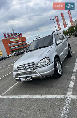 Внедорожник / Кроссовер Mercedes-Benz M-Class 2001 в Черновцах