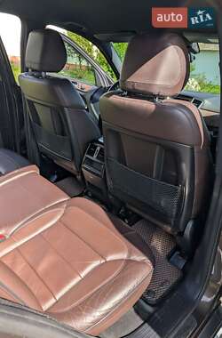 Внедорожник / Кроссовер Mercedes-Benz M-Class 2013 в 