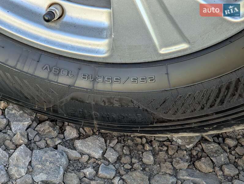 Позашляховик / Кросовер Mercedes-Benz M-Class 2013 в Сваляві