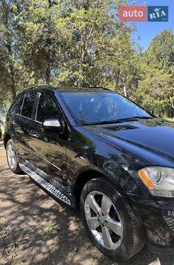 Позашляховик / Кросовер Mercedes-Benz M-Class 2008 в 