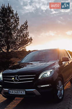 Позашляховик / Кросовер Mercedes-Benz M-Class 2013 в Києві