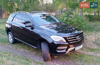 Внедорожник / Кроссовер Mercedes-Benz M-Class 2013 в 