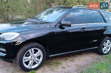 Внедорожник / Кроссовер Mercedes-Benz M-Class 2013 в 