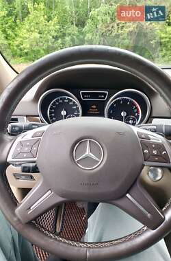 Внедорожник / Кроссовер Mercedes-Benz M-Class 2014 в 