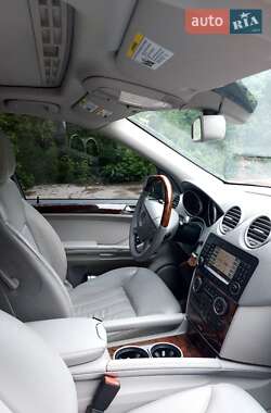 Внедорожник / Кроссовер Mercedes-Benz M-Class 2007 в 