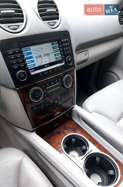 Внедорожник / Кроссовер Mercedes-Benz M-Class 2007 в 