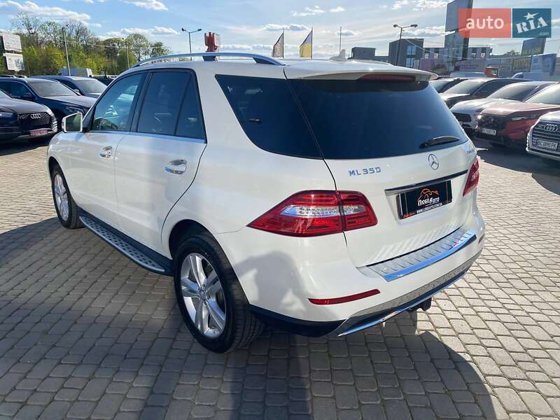 Позашляховик / Кросовер Mercedes-Benz M-Class 2013 в Львові