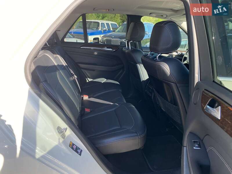 Позашляховик / Кросовер Mercedes-Benz M-Class 2013 в Львові