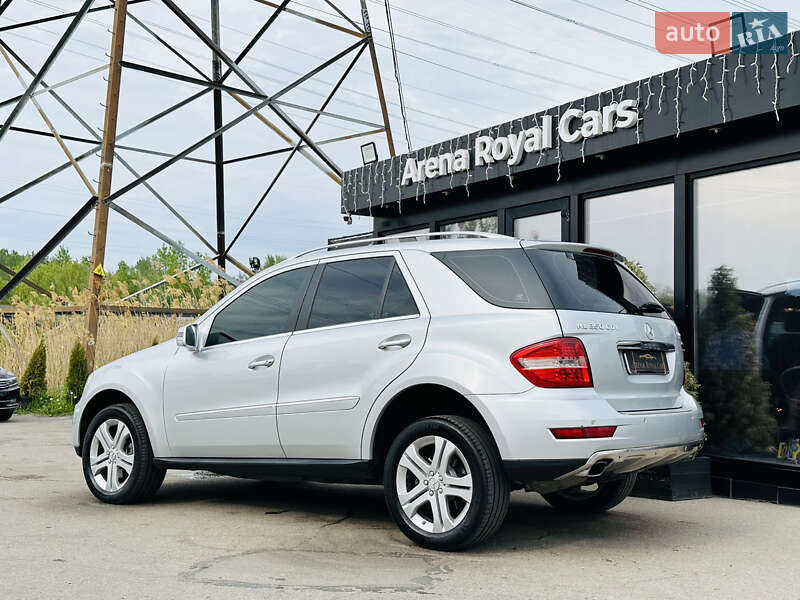 Внедорожник / Кроссовер Mercedes-Benz M-Class 2011 в Харькове