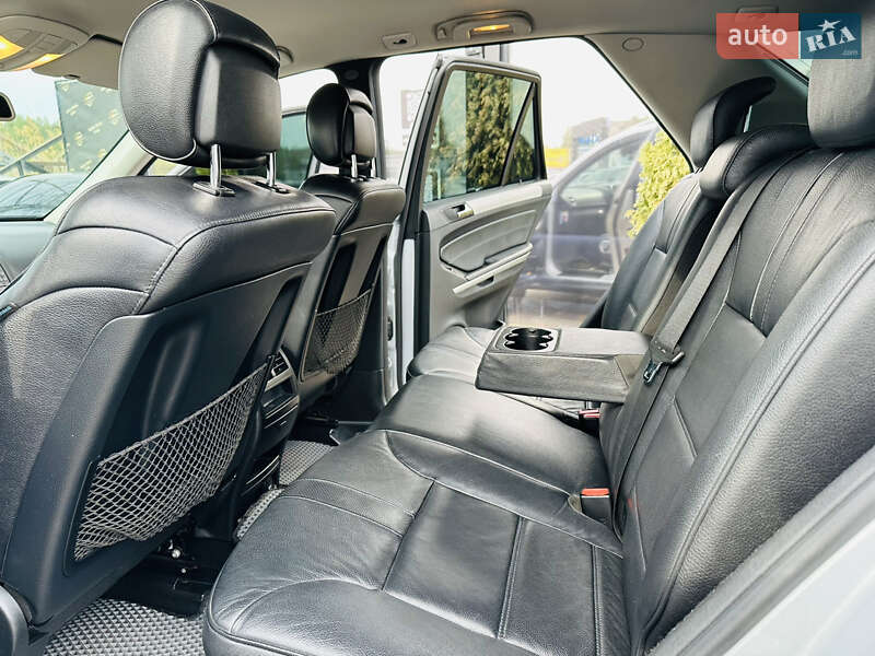Внедорожник / Кроссовер Mercedes-Benz M-Class 2011 в Харькове