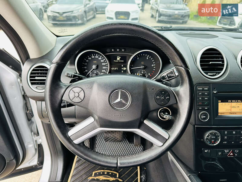 Внедорожник / Кроссовер Mercedes-Benz M-Class 2011 в Харькове