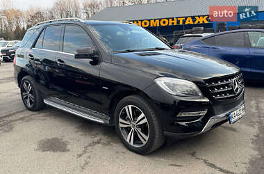 Внедорожник / Кроссовер Mercedes-Benz M-Class 2011 в Львове