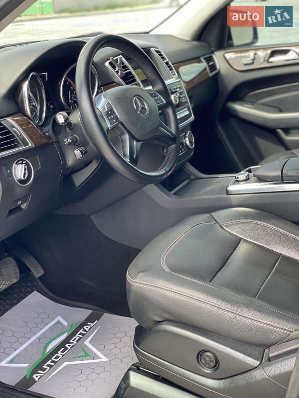 Позашляховик / Кросовер Mercedes-Benz M-Class 2011 в Львові