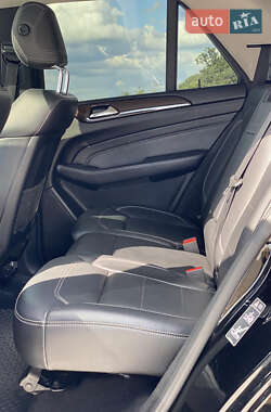 Позашляховик / Кросовер Mercedes-Benz M-Class 2011 в 
