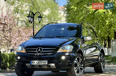 Позашляховик / Кросовер Mercedes-Benz M-Class 2007 в 