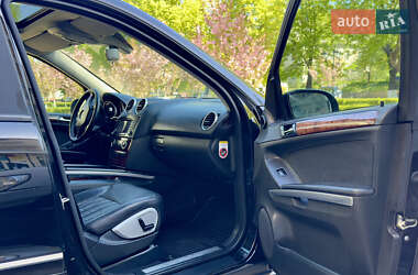 Позашляховик / Кросовер Mercedes-Benz M-Class 2007 в 
