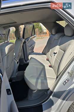 Позашляховик / Кросовер Mercedes-Benz M-Class 2010 в 