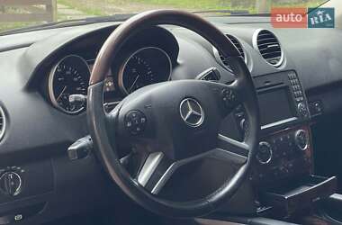Внедорожник / Кроссовер Mercedes-Benz M-Class 2011 в 