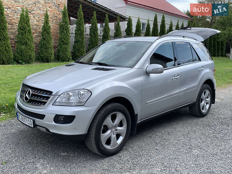 Mercedes-Benz M-Class 2006