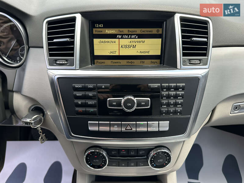 Внедорожник / Кроссовер Mercedes-Benz M-Class 2012 в Киеве