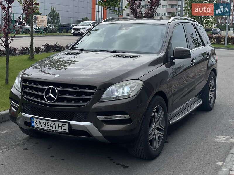 Внедорожник / Кроссовер Mercedes-Benz M-Class 2012 в Днепре