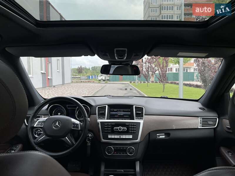 Внедорожник / Кроссовер Mercedes-Benz M-Class 2012 в Днепре