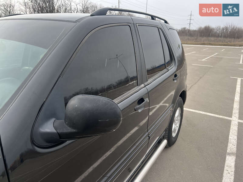 Внедорожник / Кроссовер Mercedes-Benz M-Class 2001 в Запорожье