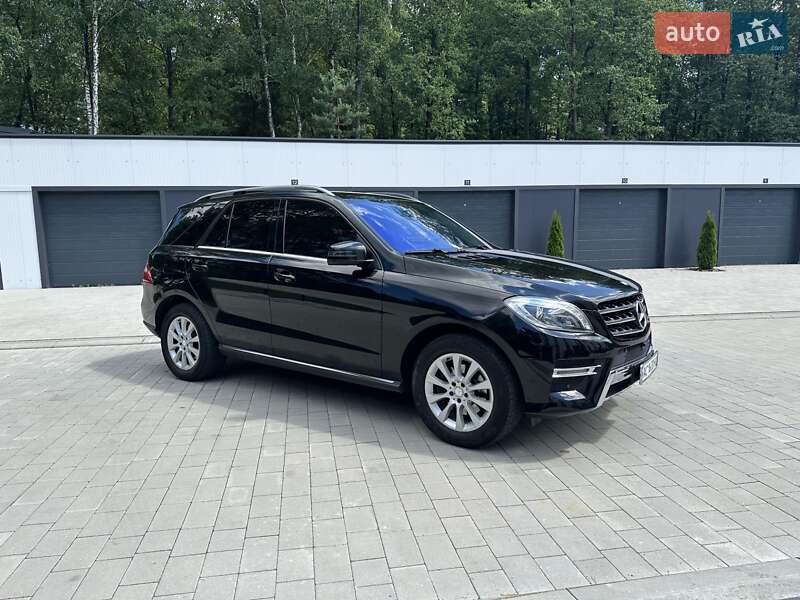 Позашляховик / Кросовер Mercedes-Benz M-Class 2014 в Ковелі