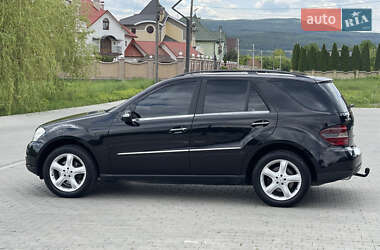 Внедорожник / Кроссовер Mercedes-Benz M-Class 2006 в 