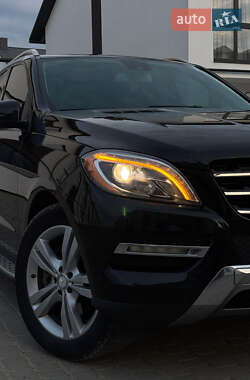 Внедорожник / Кроссовер Mercedes-Benz M-Class 2013 в 