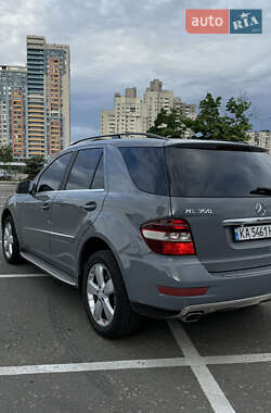 Внедорожник / Кроссовер Mercedes-Benz M-Class 2010 в 