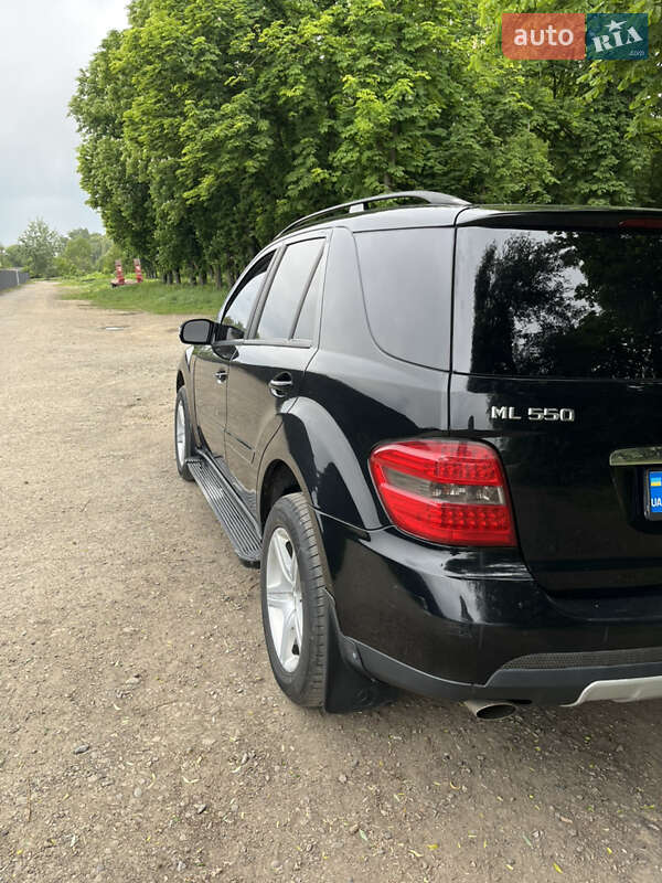 Внедорожник / Кроссовер Mercedes-Benz M-Class 2006 в Ужгороде