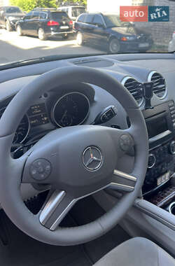 Внедорожник / Кроссовер Mercedes-Benz M-Class 2010 в 