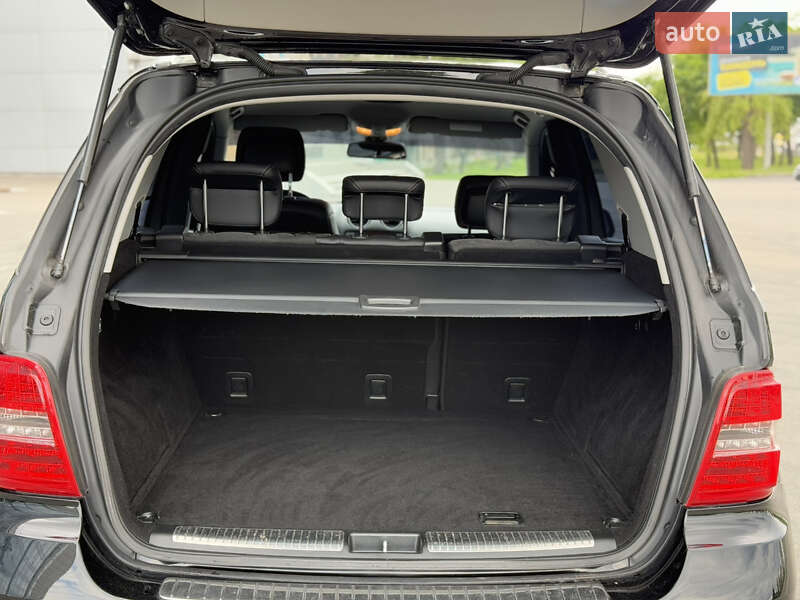 Внедорожник / Кроссовер Mercedes-Benz M-Class 2010 в Днепре