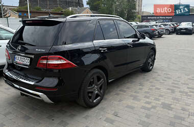 Внедорожник / Кроссовер Mercedes-Benz M-Class 2013 в 