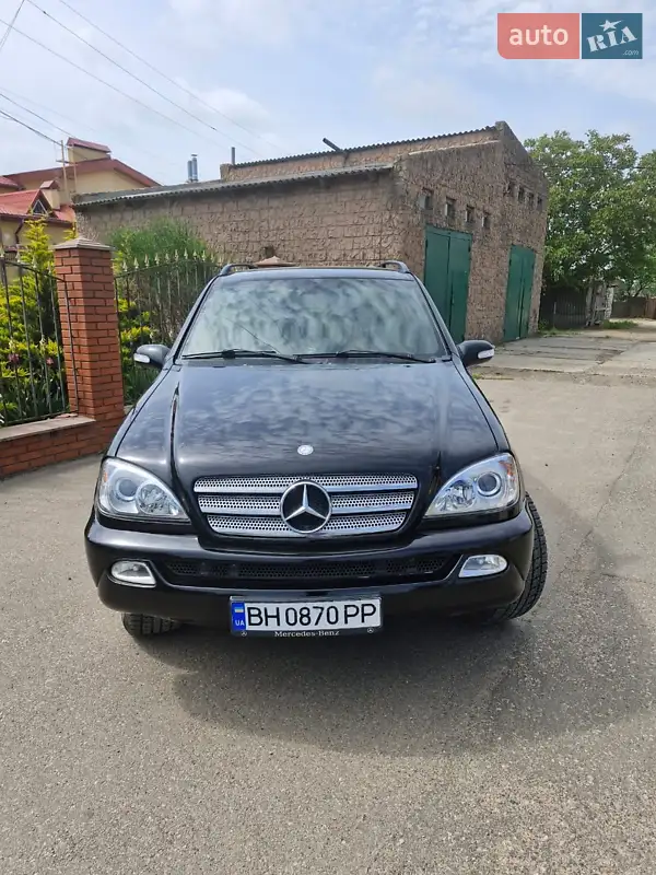 Mercedes-Benz M-Class
