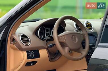 Внедорожник / Кроссовер Mercedes-Benz M-Class 2007 в 