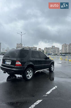 Внедорожник / Кроссовер Mercedes-Benz M-Class 2003 в 