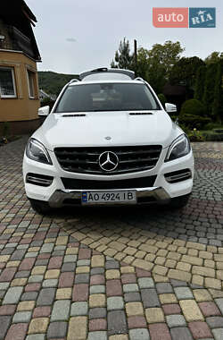 Позашляховик / Кросовер Mercedes-Benz M-Class 2015 в Тячеві