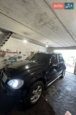 Позашляховик / Кросовер Mercedes-Benz M-Class 2003 в Києві