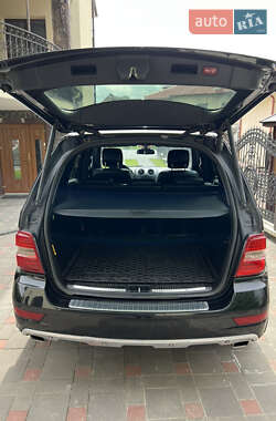 Внедорожник / Кроссовер Mercedes-Benz M-Class 2011 в 